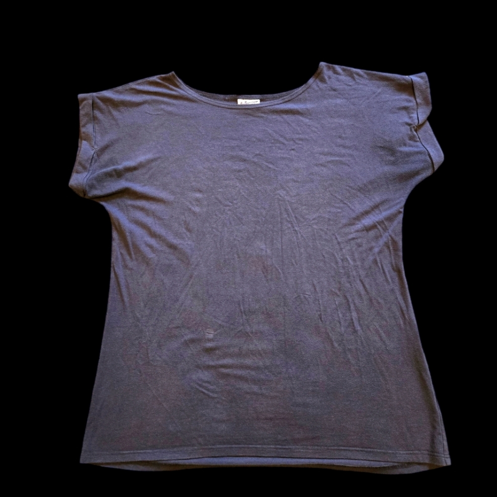 (M) Buttercream Clothing Cuff Tee